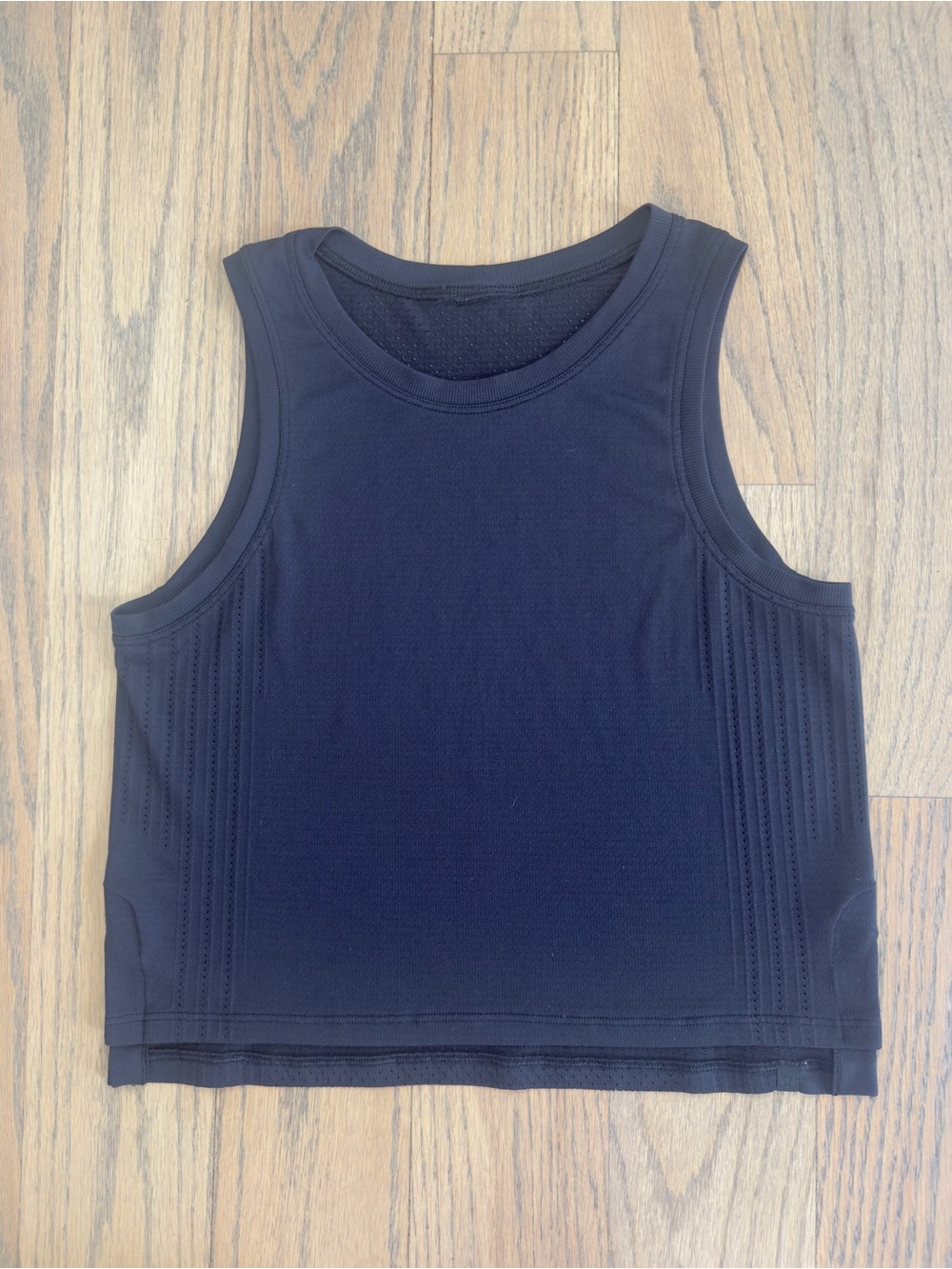Lululemon Train to Be black ribbed tank top - Small